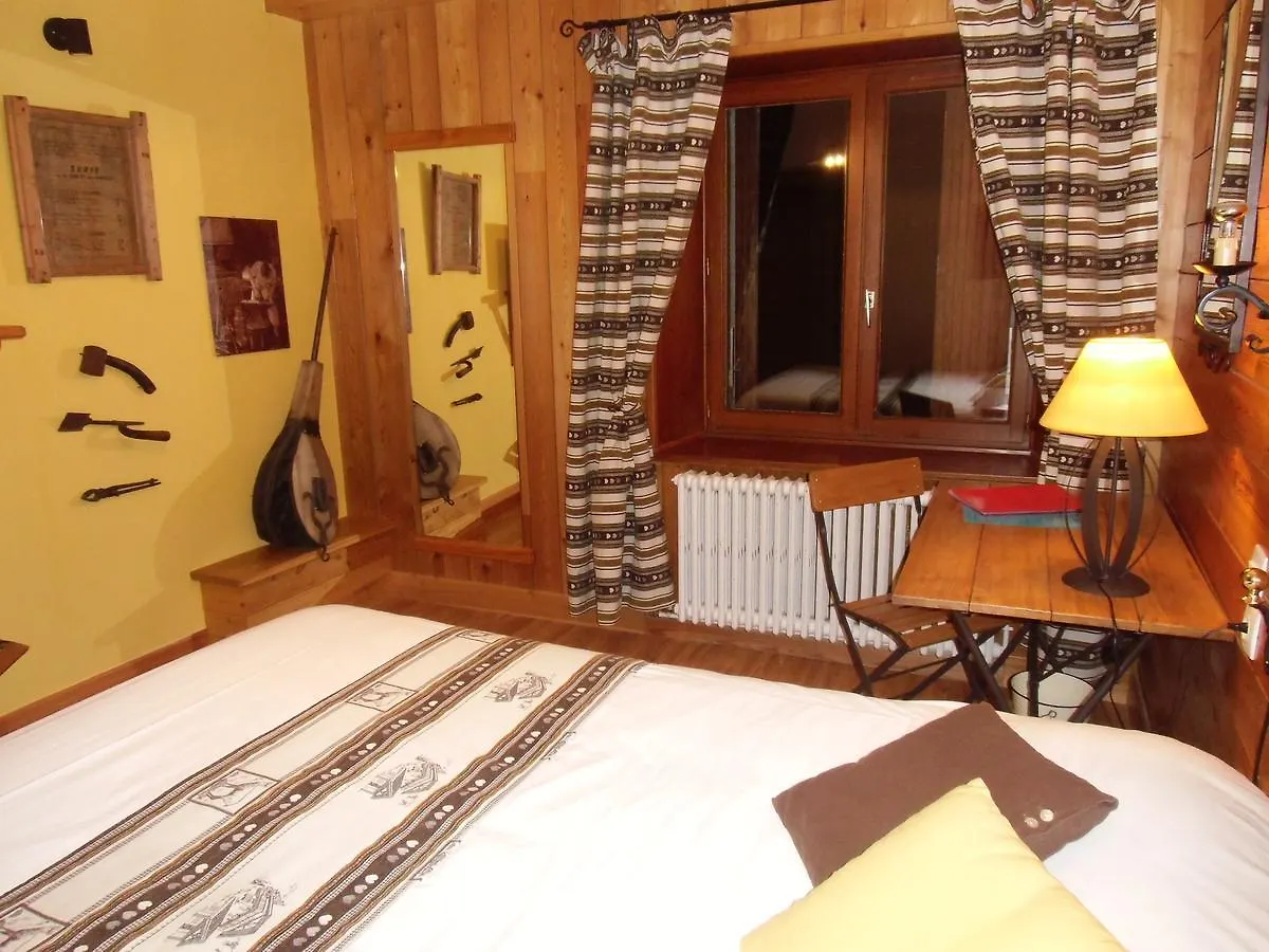 Herberg Auberge Aux 3 Frenes Villar-dʼArène